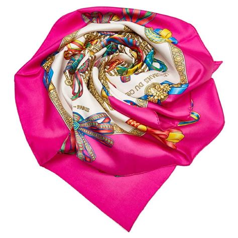 foulard soie femme hermes|foulards carré hermes.